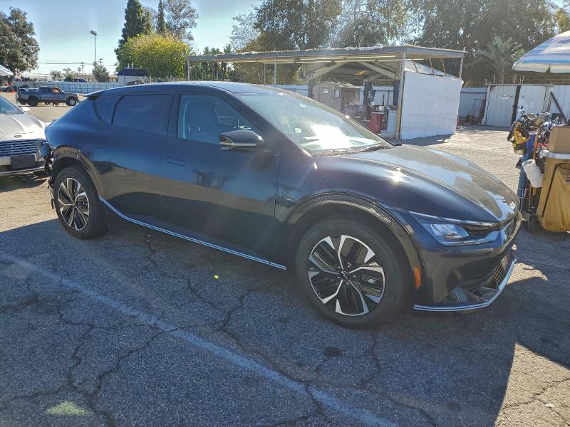 Foto 4 de la subasta – 2023 KIA EV6 LIGHT con VIN KNDC34LA0P5117834
