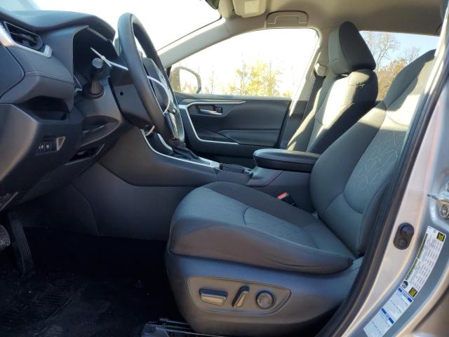 Photo 7 from auction – 2022 TOYOTA RAV4 with VIN 2T3P1RFV2NW299559