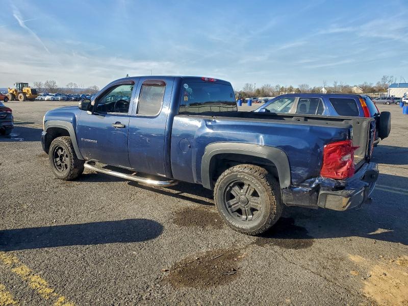 Photo 2 from auction – 2010 CHEVROLET SILVERADO with VIN 1GCSKSE34AZ250629