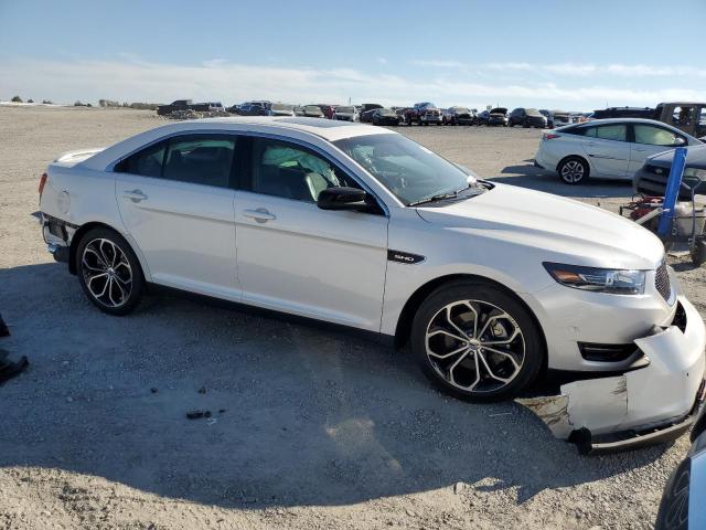 Photo 4 from auction – 2018 FORD TAURUS SHO with VIN 1FAHP2KT3JG118480