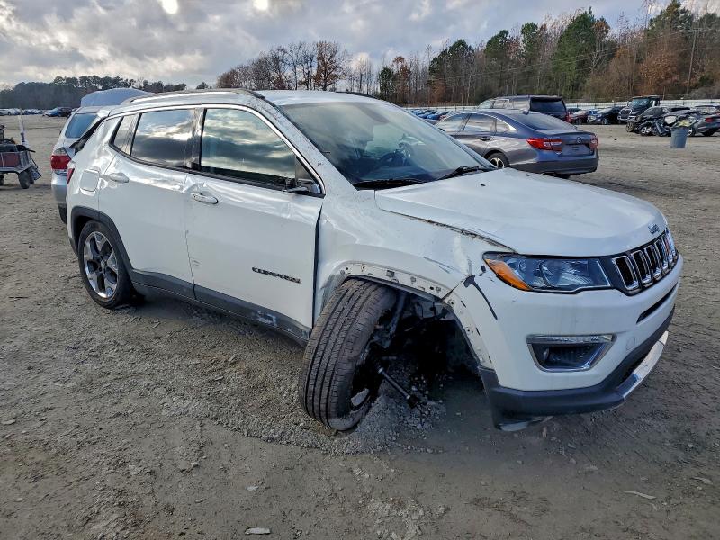 Photo 4 from auction – 2019 JEEP COMPASS LI with VIN 3C4NJCCB3KT664543