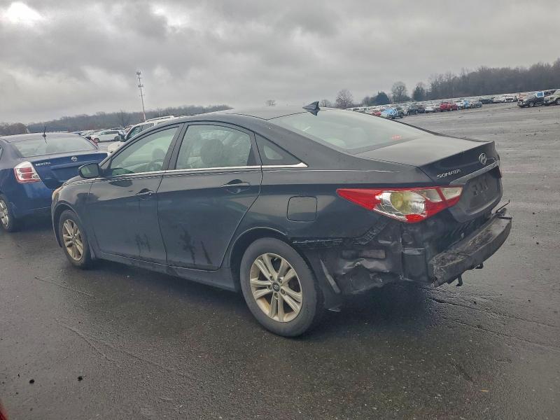 Photo 2 from auction – 2012 HYUNDAI SONATA GLS with VIN 5NPEB4AC3CH454640