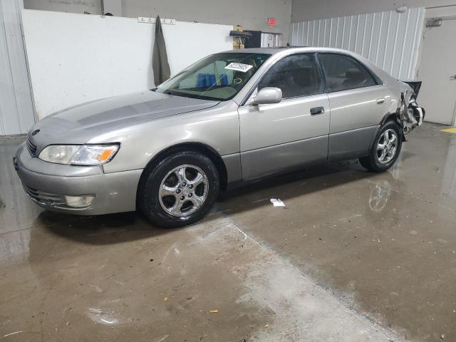 LEXUS ES 300 1997 with VIN JT8BF22G8V0002601 - Photo from auction