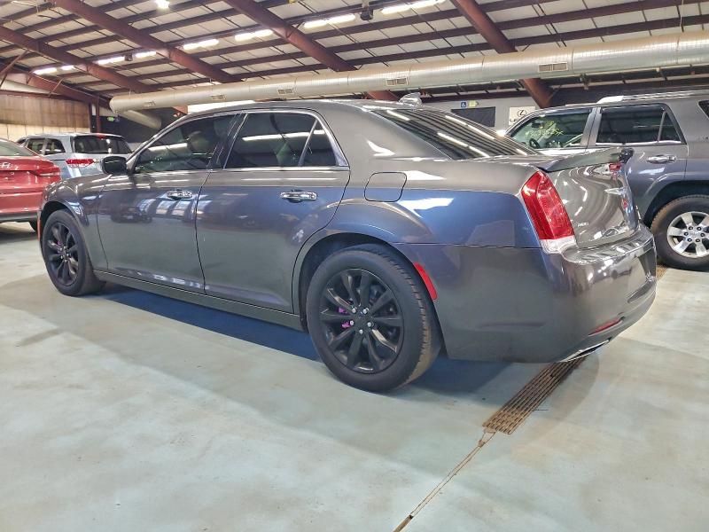 Photo 2 from auction – 2019 CHRYSLER 300 with VIN 2C3CCAKG0KH534364