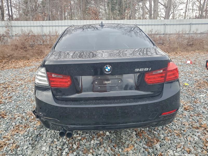 Photo 6 from auction – 2012 BMW 328 I with VIN WBA3A5C50CF344019