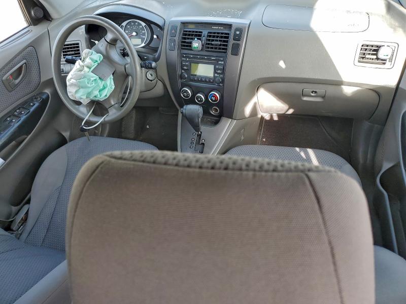 Photo 8 from auction – 2009 HYUNDAI TUCSON with VIN KM8JM12B59U993168