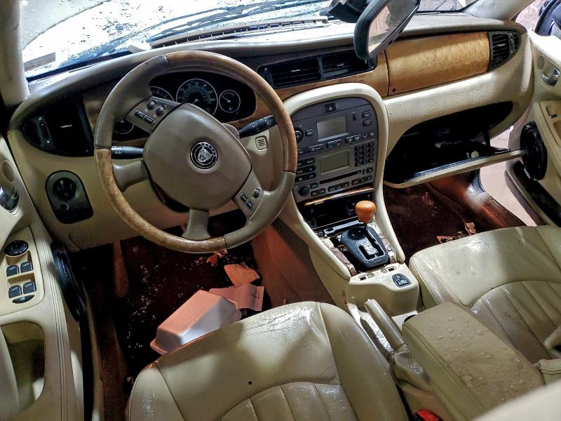 Photo 8 from auction – 2007 JAGUAR X-TYPE SPO with VIN SAJWA54AX7WJ07718