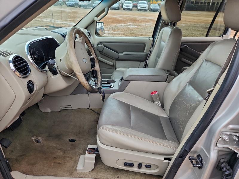 Photo 7 from auction – 2006 FORD EXPLORER with VIN 1FMEU63826UA77125