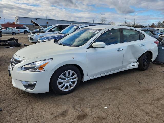 NISSAN ALTIMA 2.5 2013 with VIN 1N4AL3AP4DC256113 - Photo from auction