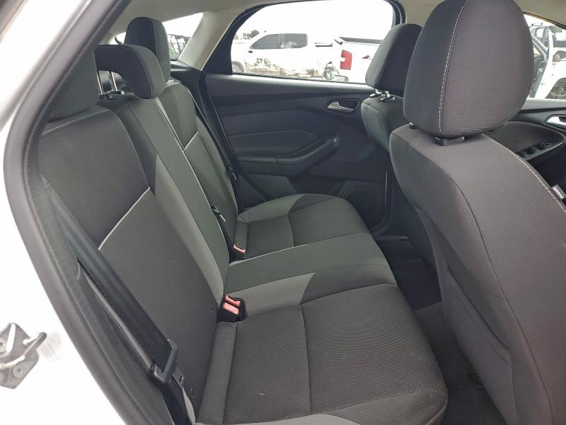 Photo 10 from auction – 2014 FORD FOCUS SE with VIN 1FADP3K23EL323189