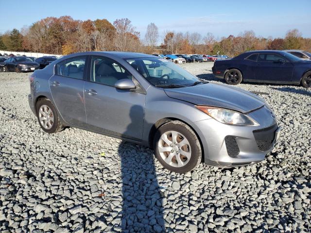 Photo 4 from auction – 2013 MAZDA 3 I with VIN JM1BL1UP3D1781514