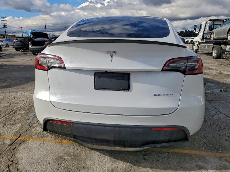 Photo 6 from auction – 2022 TESLA MODEL Y with VIN 7SAYGDEF5NF390415
