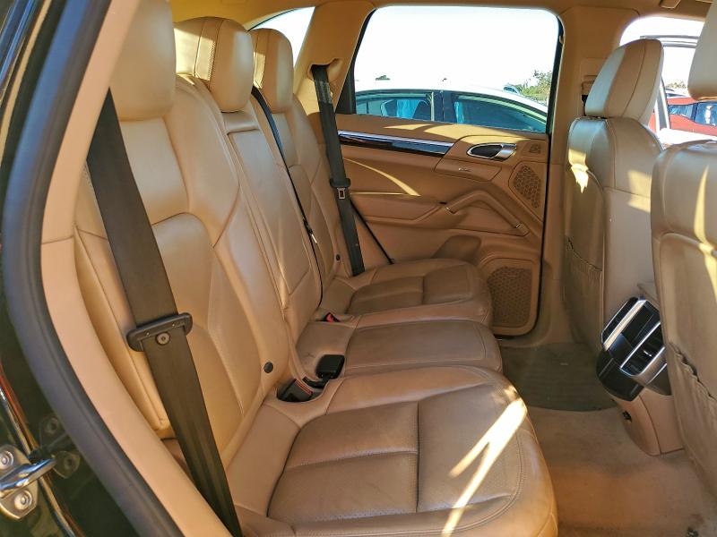 Photo 11 from auction – 2016 PORSCHE CAYENNE with VIN WP1AA2A29GKA13162