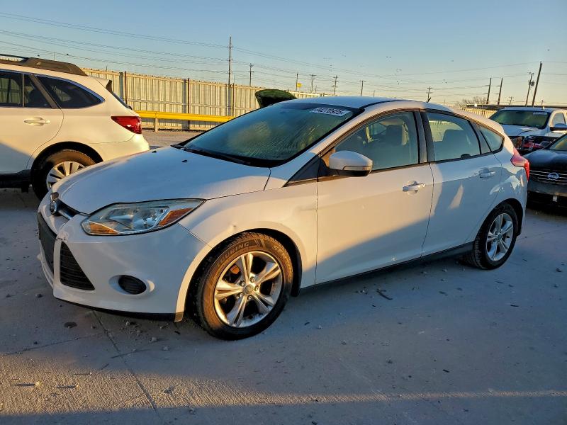 FORD FOCUS SE 2013 z numerem VIN 1FADP3K29DL104753 - Zdjęcie z aukcji