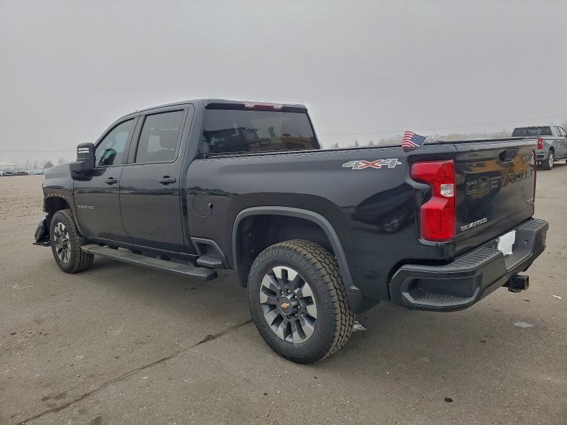Photo 2 from auction – 2021 CHEVROLET SILVERADO with VIN 1GC4YME78MF294385