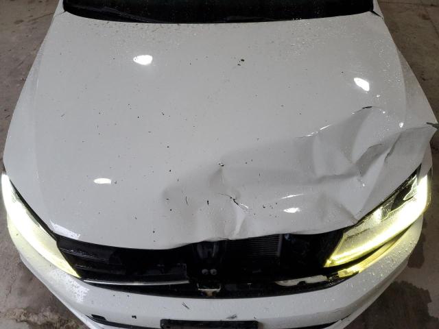 Photo 11 from auction – 2017 VOLKSWAGEN JETTA with VIN 3VWDB7AJ2HM295765