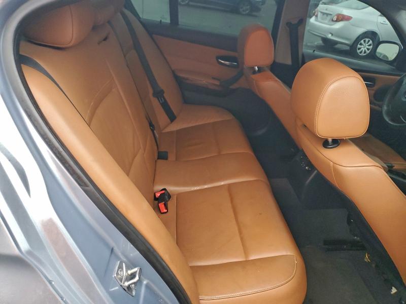 Photo 10 from auction – 2011 BMW 328 I SULE with VIN WBAPH5C56BA444800