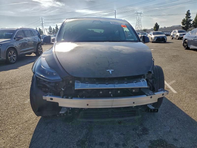 Photo 5 from auction – 2024 TESLA MODEL Y with VIN 7SAYGDEE6RA242459