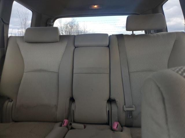 Photo 10 from auction – 2005 TOYOTA HIGHLANDER with VIN JTEEP21A450104515
