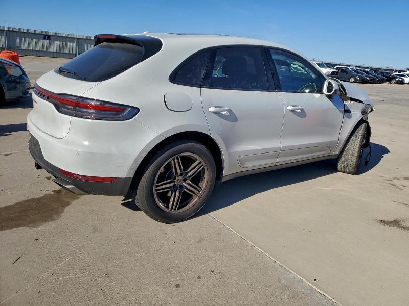 Photo 3 from auction – 2019 PORSCHE MACAN with VIN WP1AA2A5XKLB07970