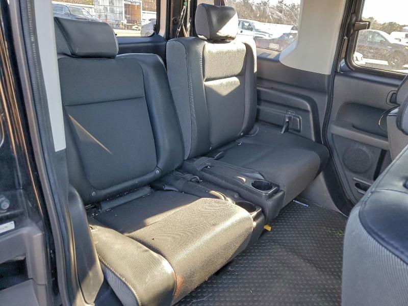 Photo 11 from auction – 2004 HONDA ELEMENT EX with VIN 5J6YH28634L032083