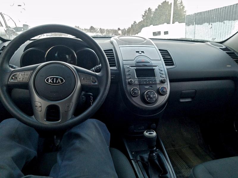 Photo 8 from auction – 2010 KIA SOUL with VIN KNDJT2A25A7157975