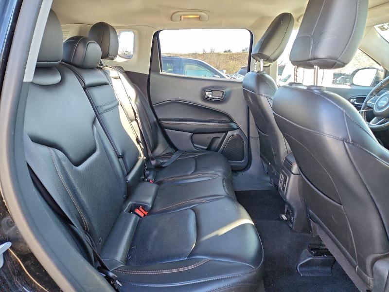 Photo 11 from auction – 2018 JEEP COMPASS LI with VIN 3C4NJDCB9JT267004