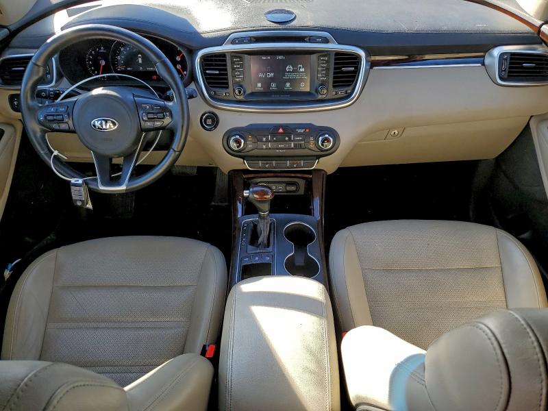 Photo 8 from auction – 2018 KIA SORENTO EX with VIN 5XYPHDA51JG416627