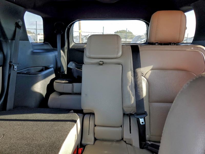 Photo 10 from auction – 2018 FORD EXPLORER L with VIN 1FM5K8F87JGB45794