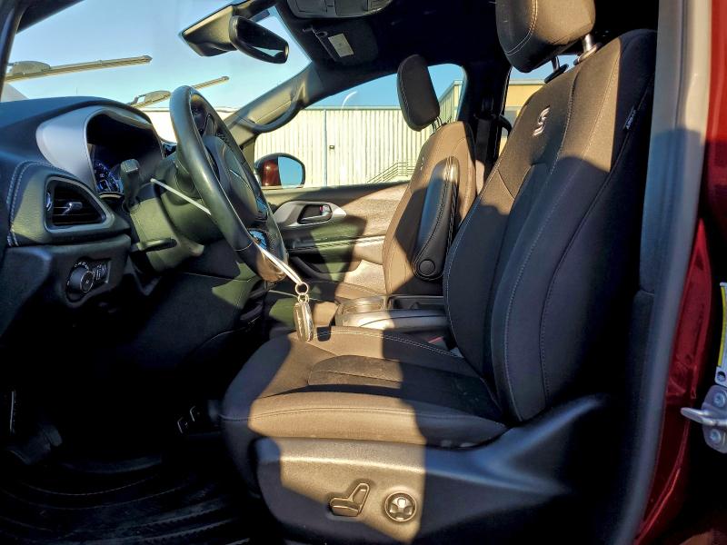 Photo 7 from auction – 2021 CHRYSLER PACIFICA T with VIN 2C4RC1FGXMR559382