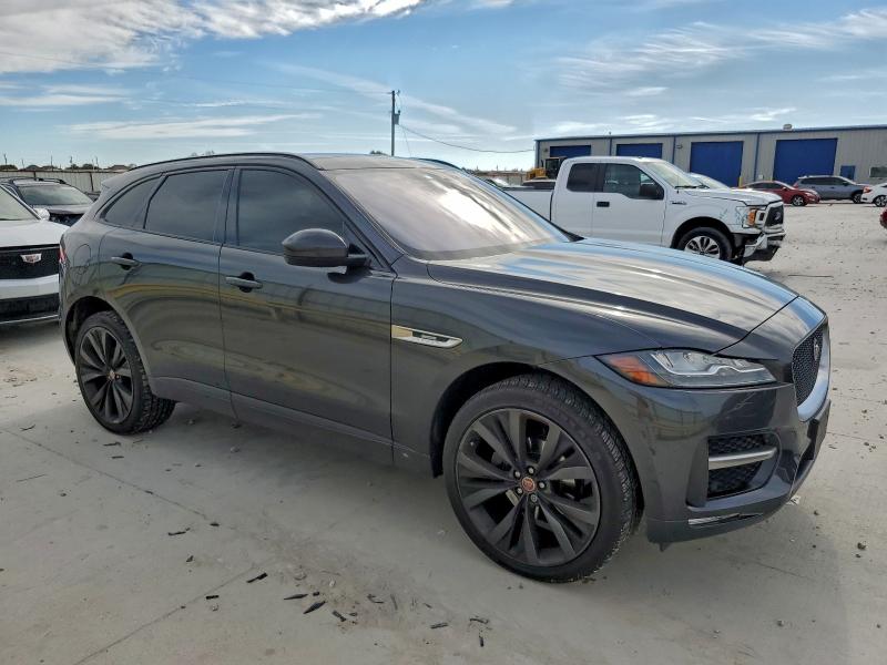 Photo 4 from auction – 2018 JAGUAR F-PACE R - with VIN SADCL2FX9JA283275
