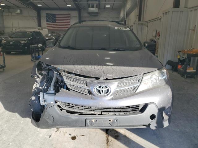 Photo 5 from auction – 2015 TOYOTA RAV4 LE with VIN JTMBFREV2FJ022679