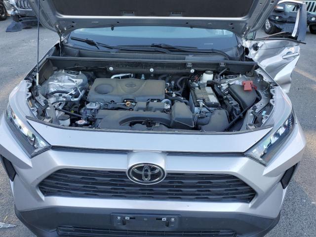 Photo 11 from auction – 2022 TOYOTA RAV4 LE with VIN 2T3F1RFV8NC296968