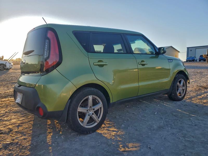 Photo 3 from auction – 2016 KIA SOUL with VIN KNDJN2A2XG7875153
