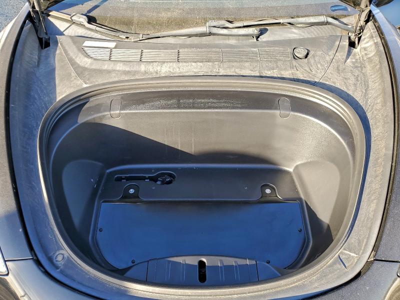 Photo 11 from auction – 2018 TESLA MODEL 3 with VIN 5YJ3E1EA5JF042382