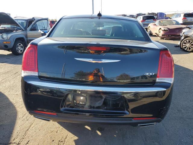 Photo 6 from auction – 2017 CHRYSLER 300 LIMITE with VIN 2C3CCAAG7HH593812