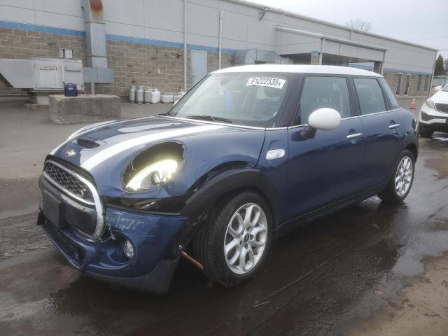 MINI COOPER S 2016 with VIN WMWXU3C55G2B67058 - Photo from auction
