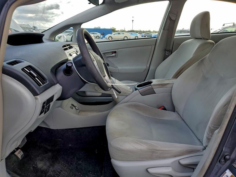 Photo 7 from auction – 2015 TOYOTA PRIUS with VIN JTDKN3DU6F1913258