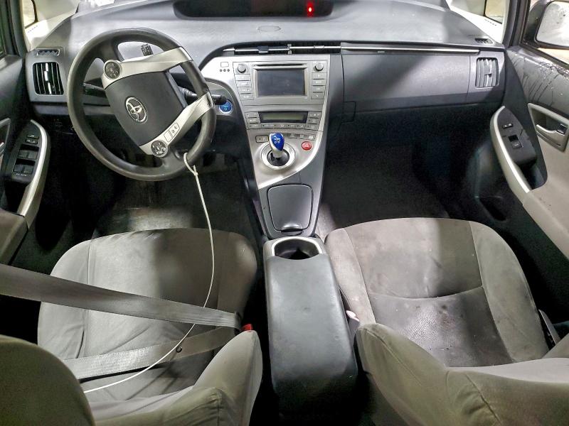 Photo 8 from auction – 2013 TOYOTA PRIUS with VIN JTDKN3DU5D1714845