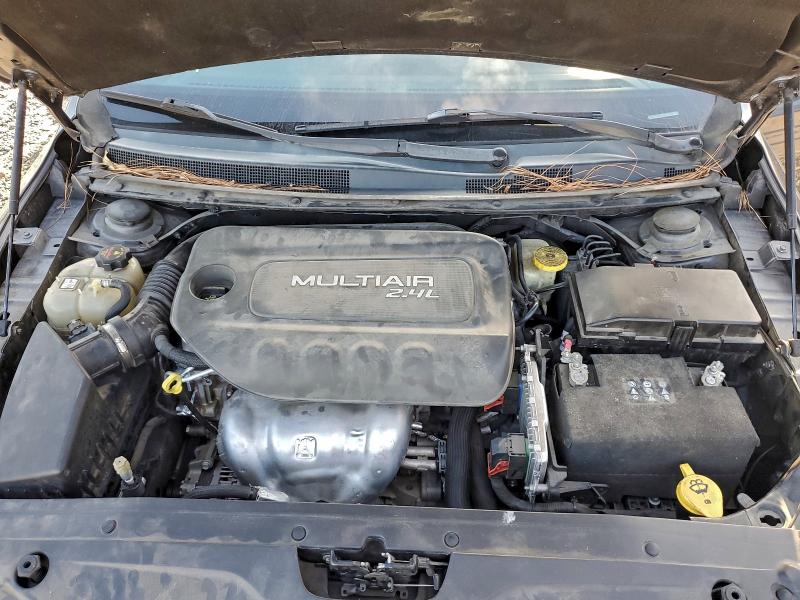 Photo 11 from auction – 2016 CHRYSLER 200 LIMITE with VIN 1C3CCCAB8GN112410