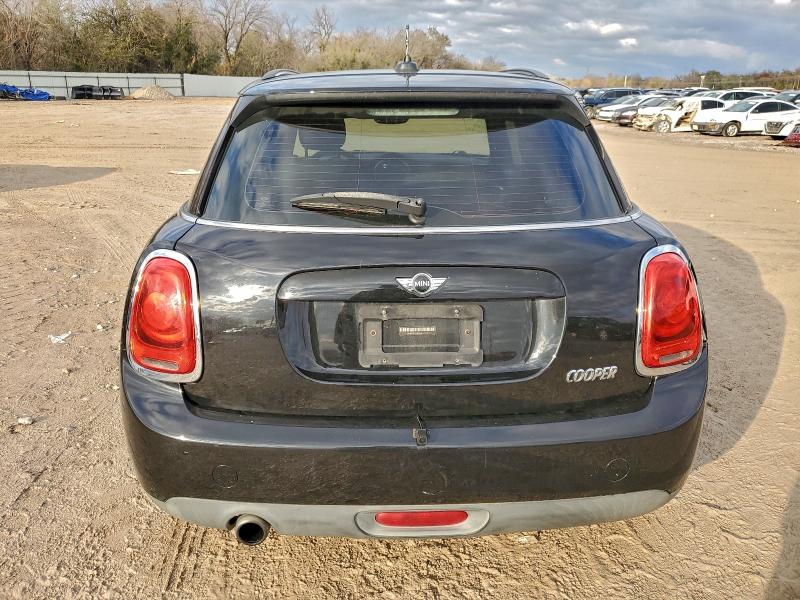 Photo 6 from auction – 2016 MINI COOPER with VIN WMWXU1C52G2D57646