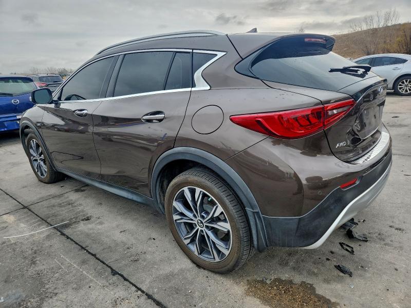 Photo 2 from auction – 2018 INFINITI QX30 BASE with VIN SJKCH5CR0JA047986