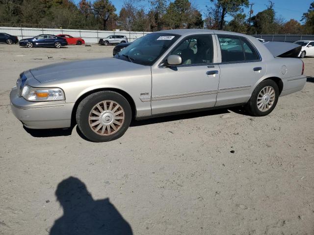Photo 1 from auction – 2011 MERCURY GRAND MARQ with VIN 2MEBM7FV8BX603290
