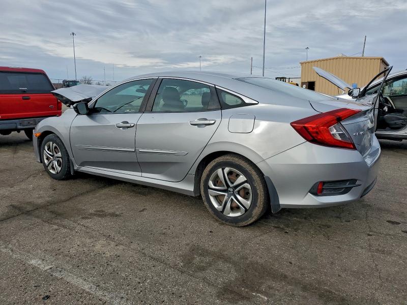 Photo 2 from auction – 2017 HONDA CIVIC LX with VIN 19XFC2F55HE000711