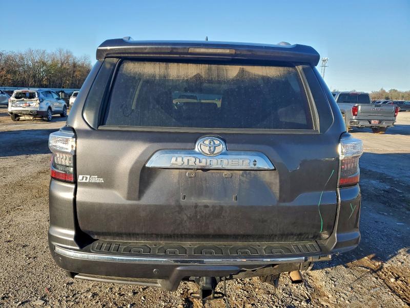 Photo 6 from auction – 2014 TOYOTA 4RUNNER SR with VIN JTEZU5JR5E5071464