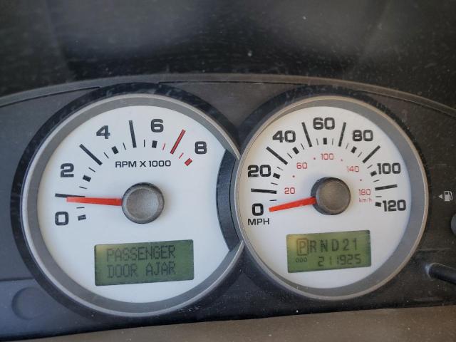 Photo 9 from auction – 2005 FORD ESCAPE LIM with VIN 1FMYU04145KA43788