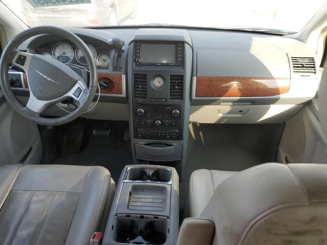 Photo 8 from auction – 2008 CHRYSLER TOWN & COU with VIN 2A8HR54P38R625824