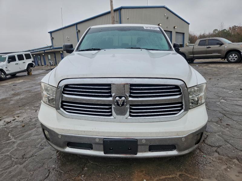 Photo 5 from auction – 2019 RAM 1500 CLASS with VIN 1C6RR6LT0KS573310