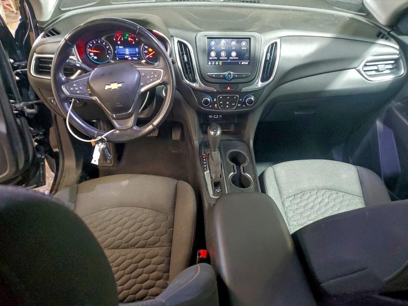 Photo 8 from auction – 2020 CHEVROLET EQUINOX LT with VIN 3GNAXTEV5LL314912