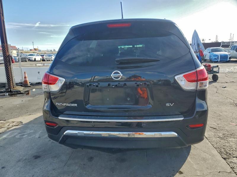 Photo 6 from auction – 2015 NISSAN PATHFINDER with VIN 5N1AR2MN4FC675395